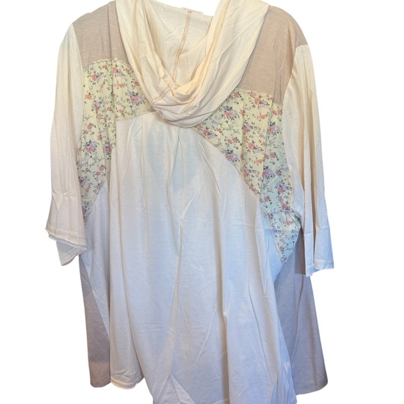POL Tops - Floral POL Patchwork Hooded Women's Top